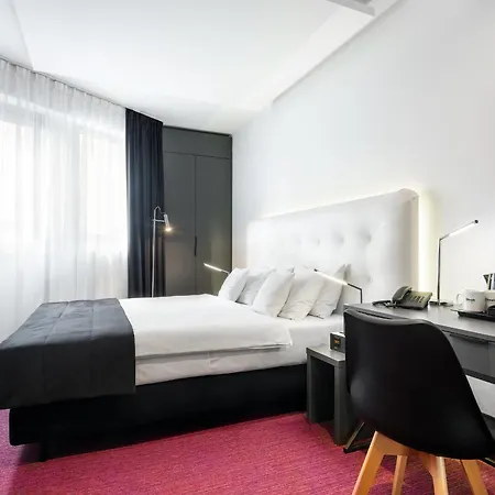 Western Old Town 3* Cracovia
