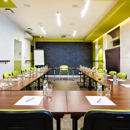 Western Old Town Ξενοδοχείο 3*