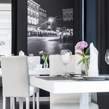 Western Old Town 3* Krasków