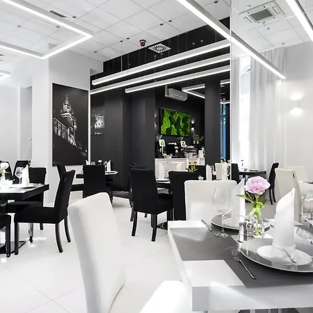 Western Old Town 3* Krasków