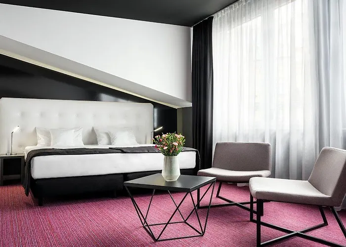 Western Old Town Szálloda