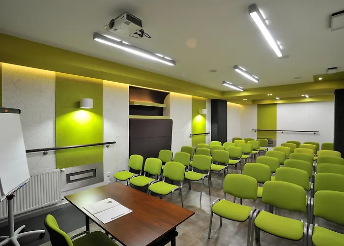 Western Old Town Szálloda 3*