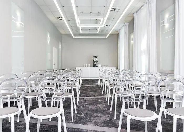 Western Old Town Szálloda