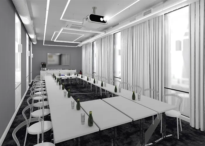 Western Old Town Hotel 3*