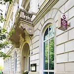 Hotel Western Old Town 3*