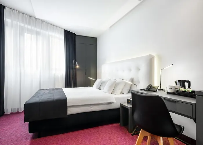 Western Old Town 3* Krakow