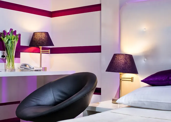 Western Old Town Hotel 3*